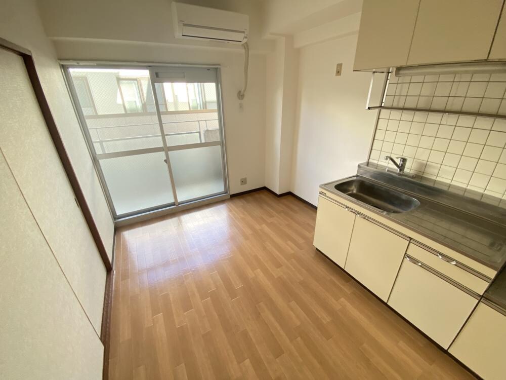 ロイヤルハイツ武庫之荘の物件内観写真