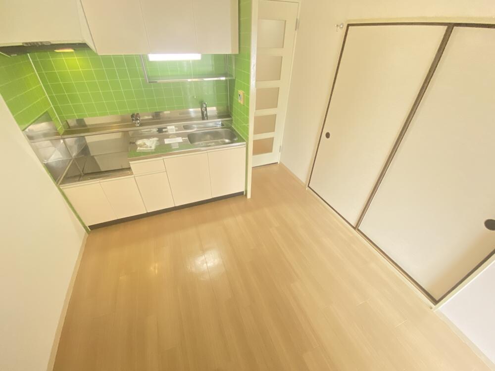 サンロイヤル塚口の物件内観写真