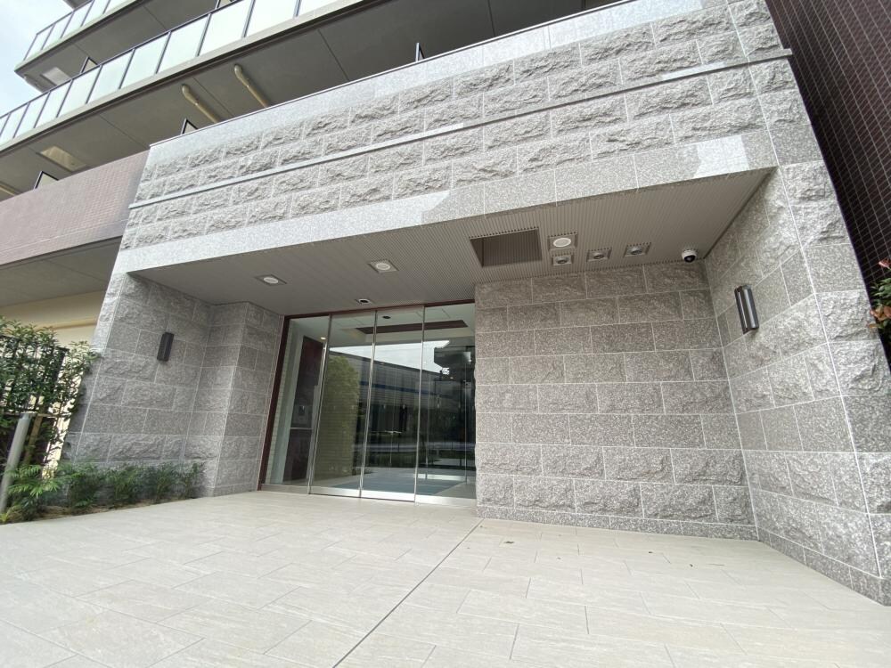 La Douceur西宮北口の物件外観写真