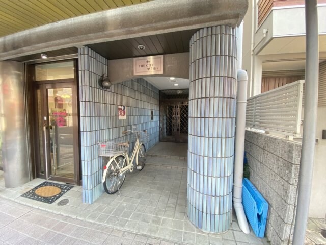 THE CITY甲子園口の物件外観写真