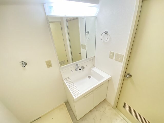 ユニライフ甲子園の物件内観写真