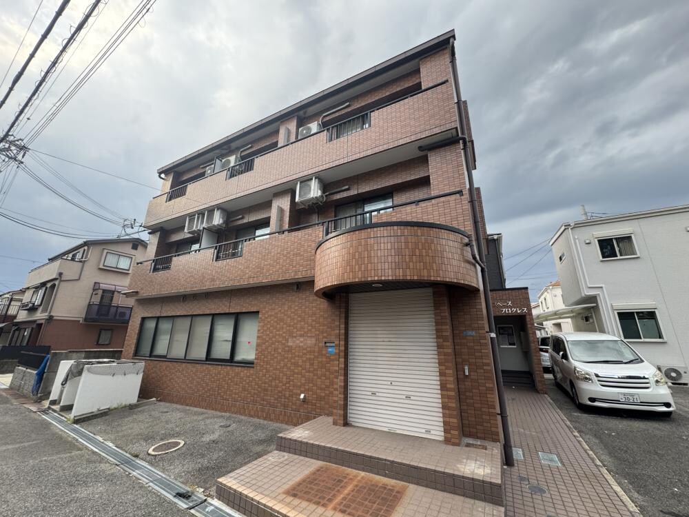 スペースプログレスの物件外観写真