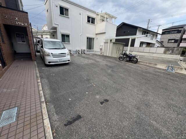 スペースプログレスの物件外観写真