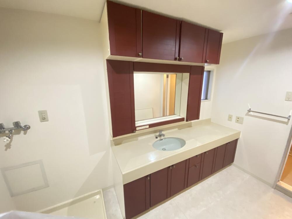 白鷹松下町マンションの物件内観写真