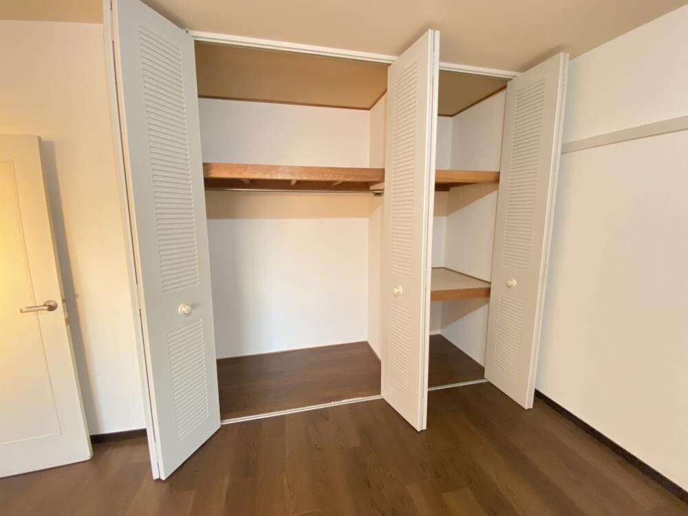 白鷹松下町マンションの物件内観写真