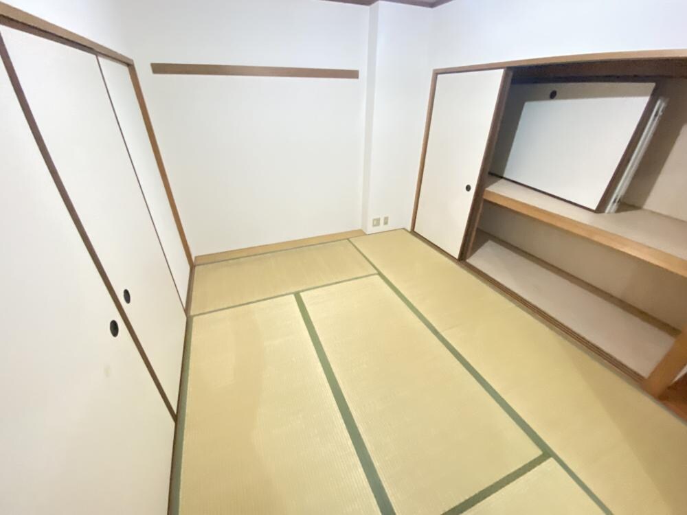 白鷹松下町マンションの物件内観写真