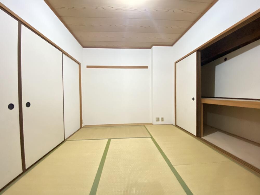 白鷹松下町マンションの物件内観写真