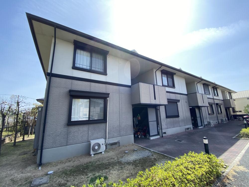 大関満池谷ハイツの物件外観写真