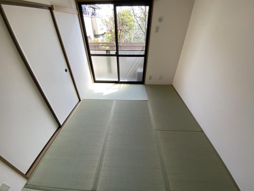 大関満池谷ハイツの物件内観写真