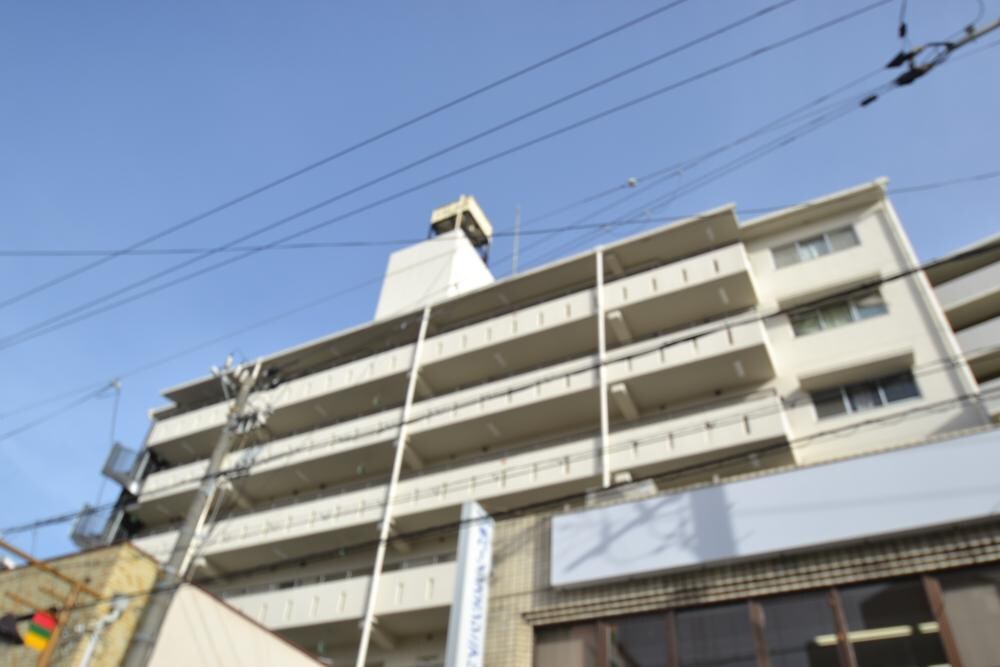 ルミエール立花の物件外観写真