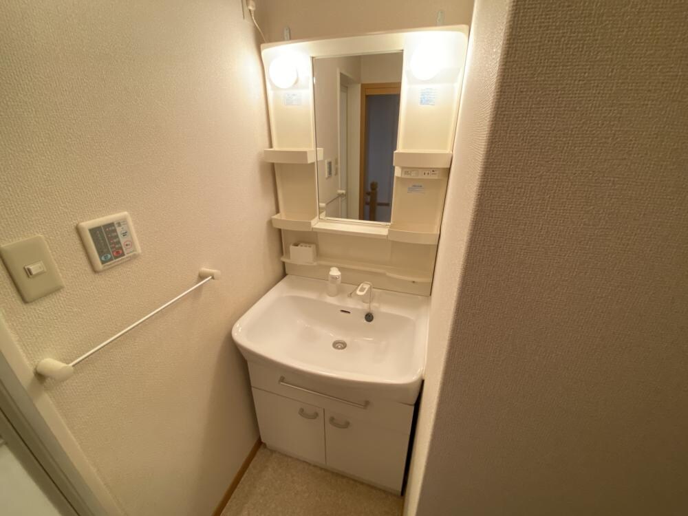 デフィ昆陽の物件内観写真