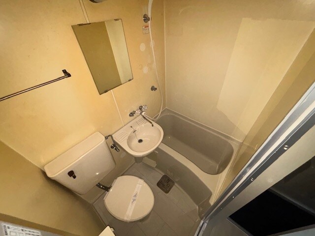 ジョイフル出屋敷の物件内観写真