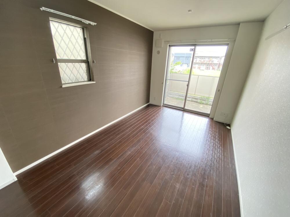 カームヴィラの物件内観写真