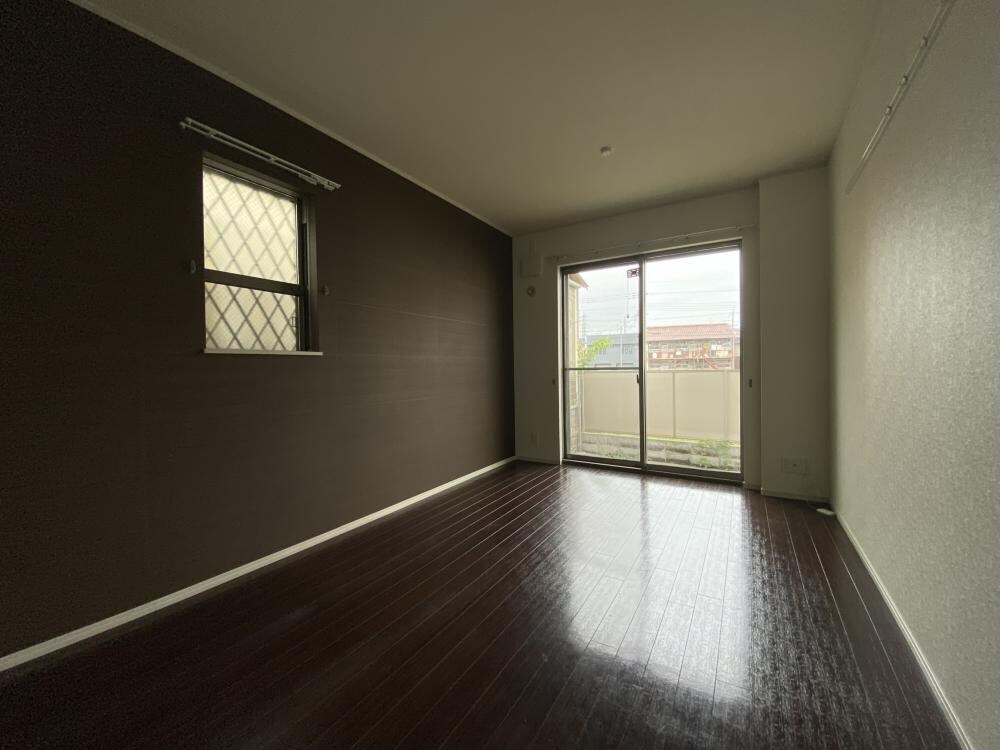 カームヴィラの物件内観写真