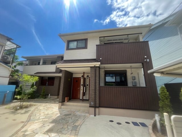 サウザンド・ワンの物件外観写真