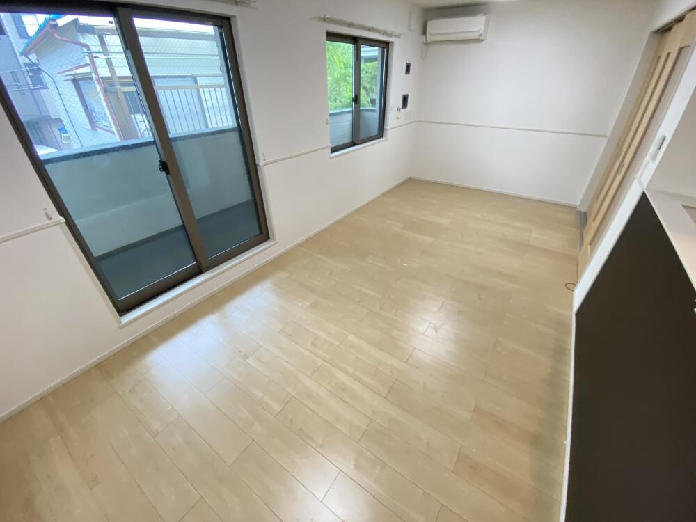 サウザンド・ワンの物件内観写真