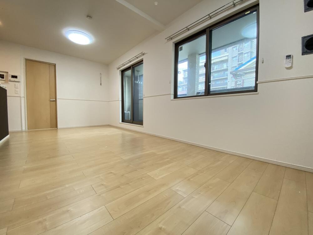 サウザンド・ワンの物件内観写真