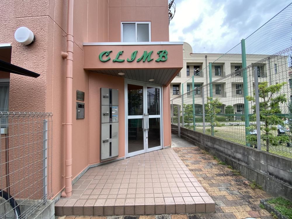 CLIMBの物件外観写真