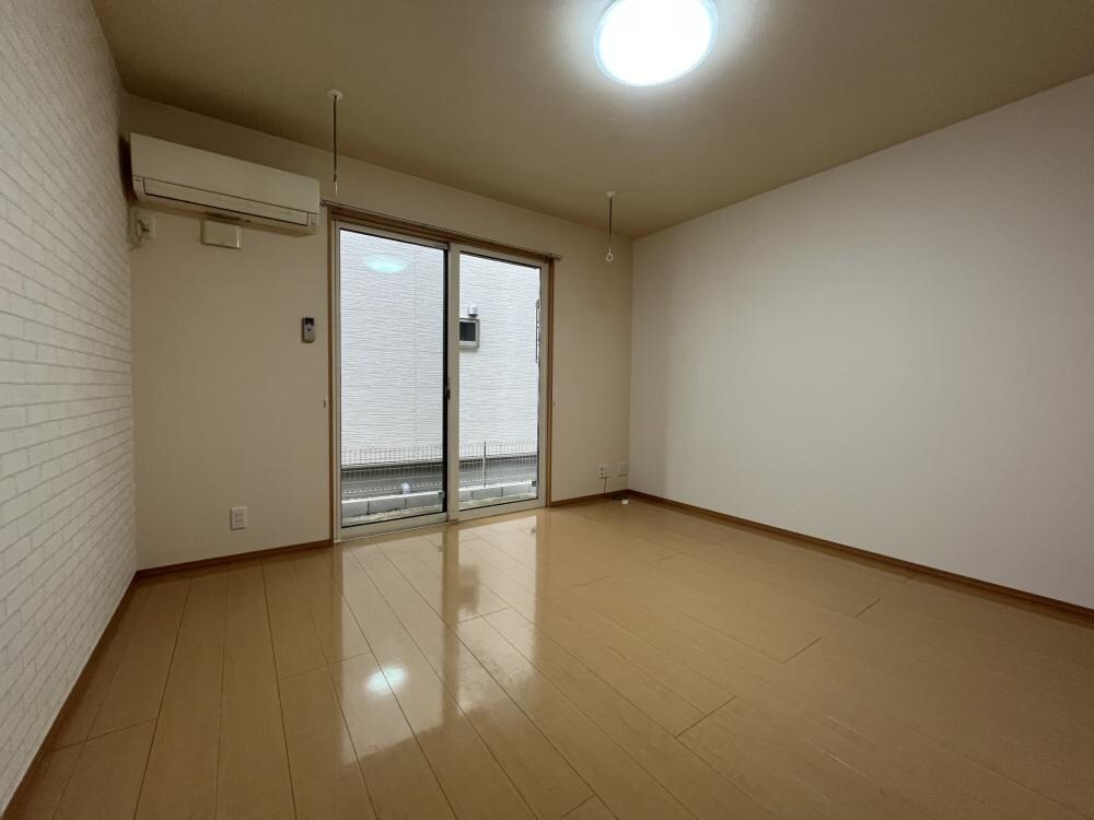 ドエルファーストの物件内観写真