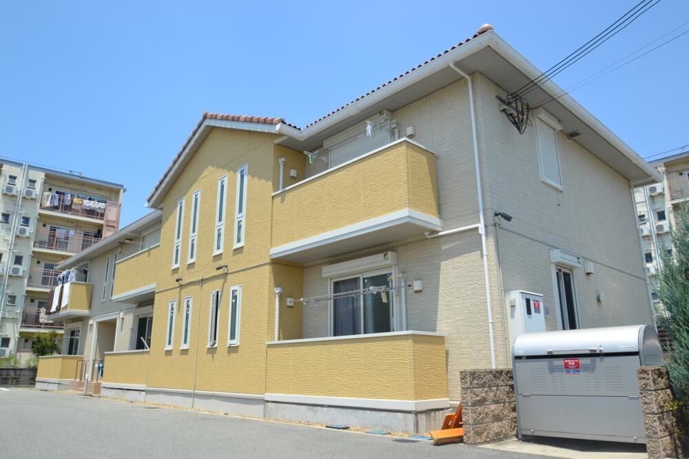 カサヴェール B棟の物件外観写真