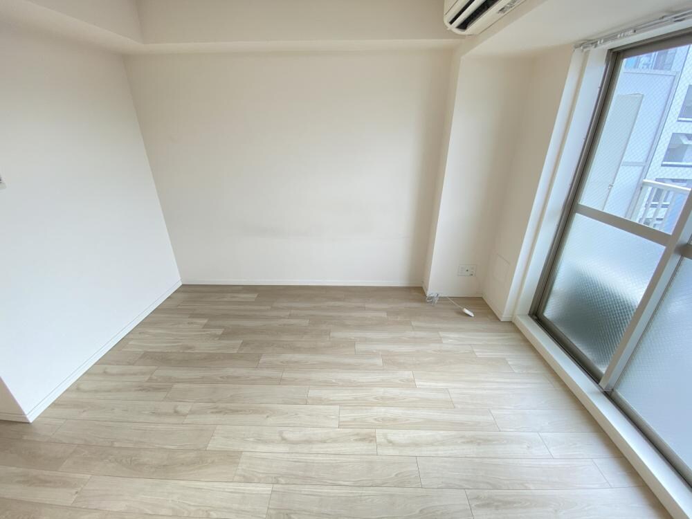 エス・キュート尼崎２の物件内観写真