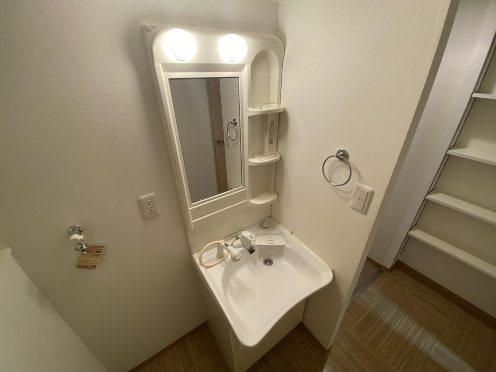 グランプラスシャトーの物件内観写真