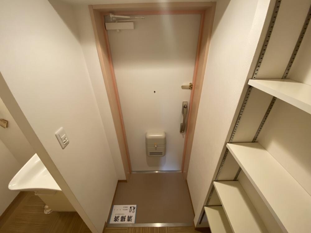 グランプラスシャトーの物件内観写真