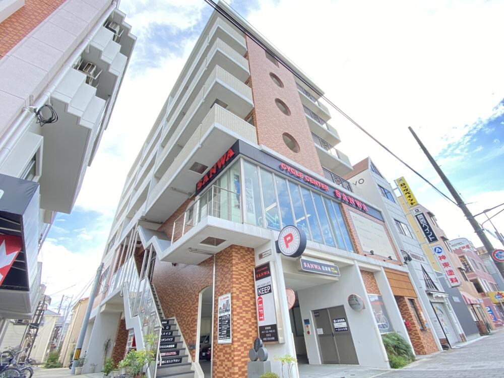 ラ・ギザロの物件外観写真