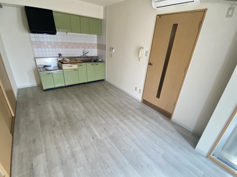 Y’sコート蘭びっくの物件内観写真