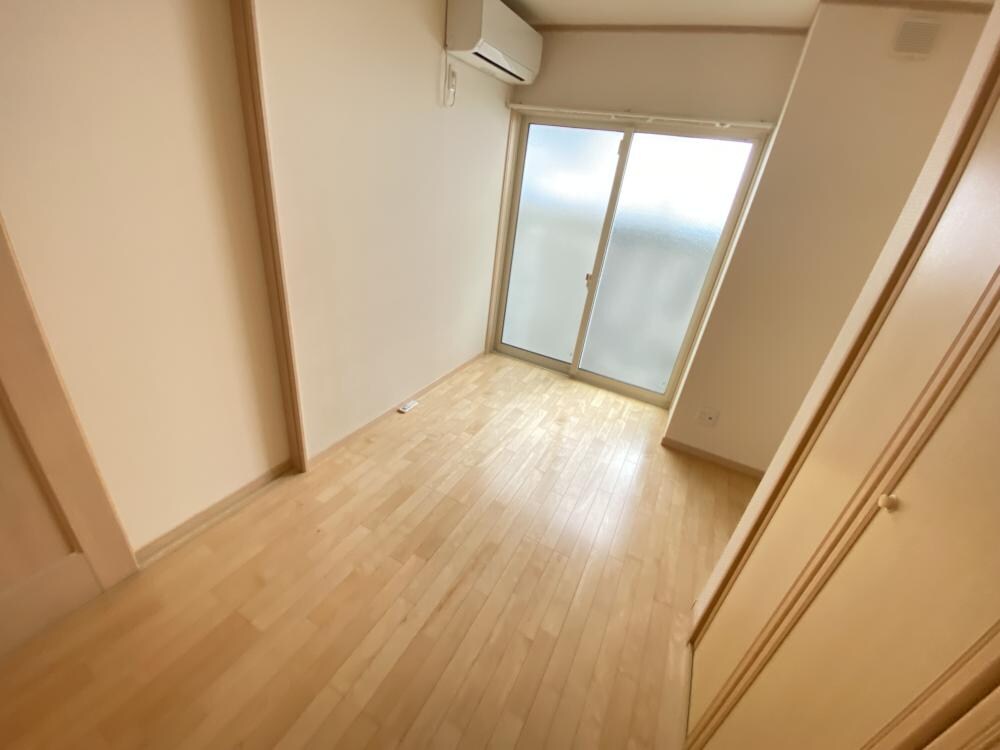 ヴァレンティア西宮北口の物件内観写真