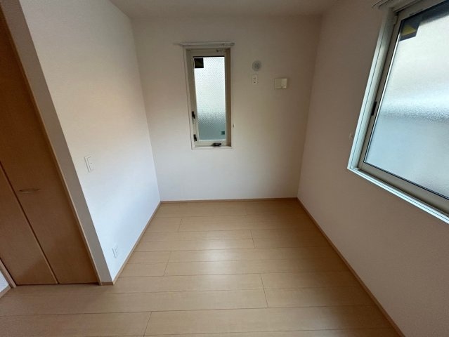 グランメールタカミの物件内観写真