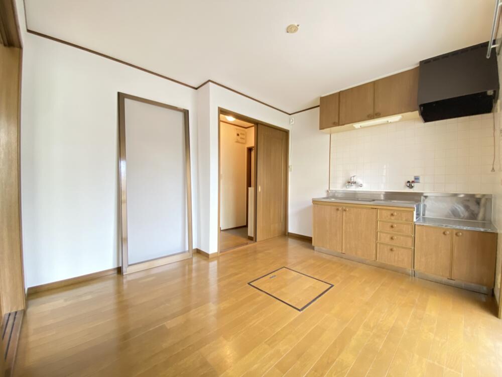 サンサンハイツの物件内観写真