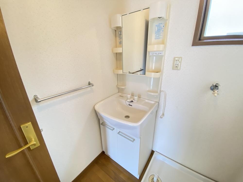 サンサンハイツの物件内観写真