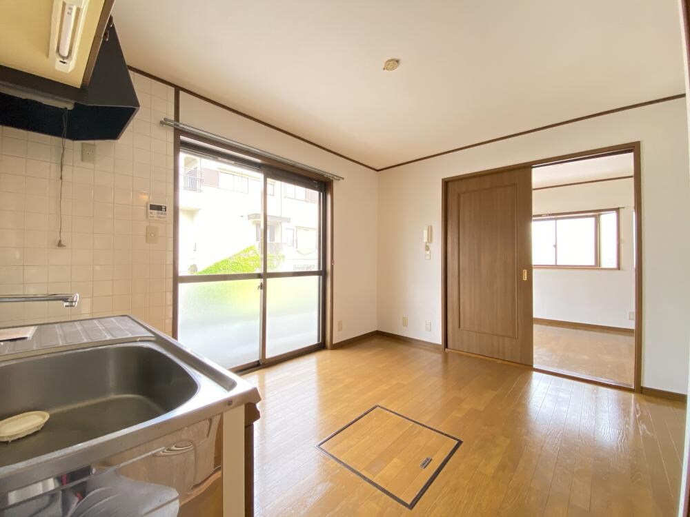 サンサンハイツの物件内観写真