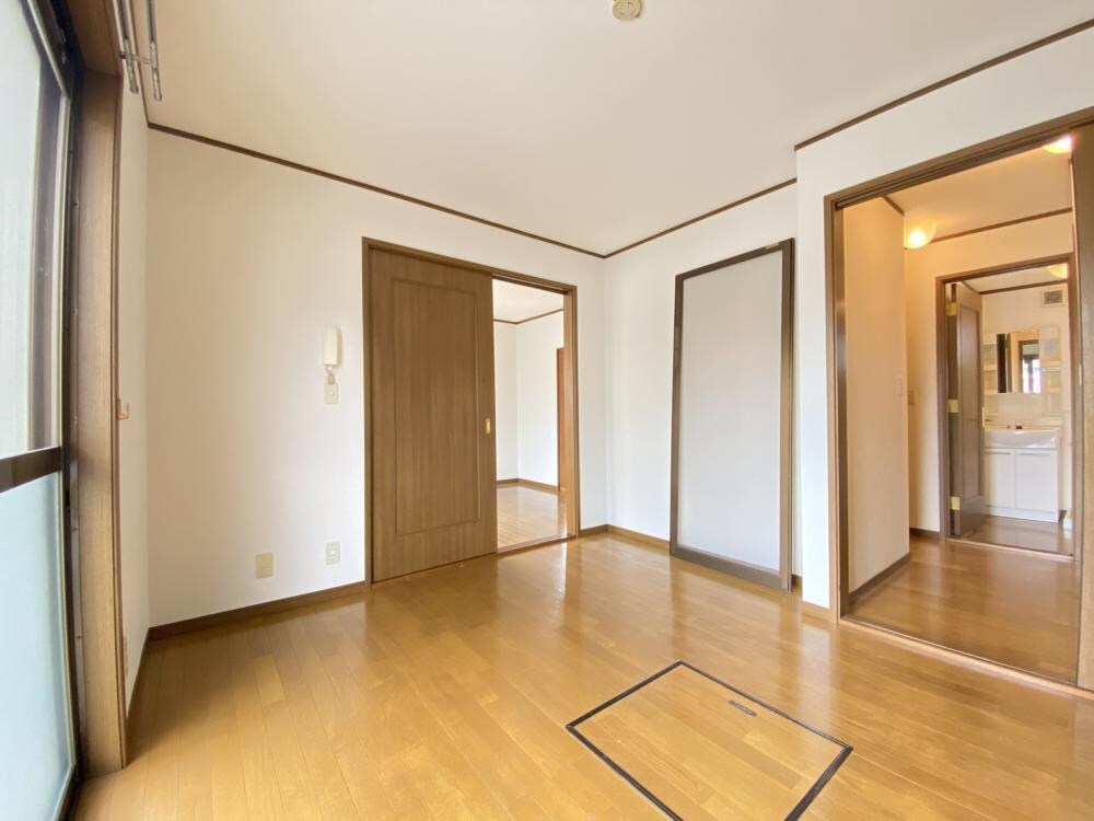 サンサンハイツの物件内観写真