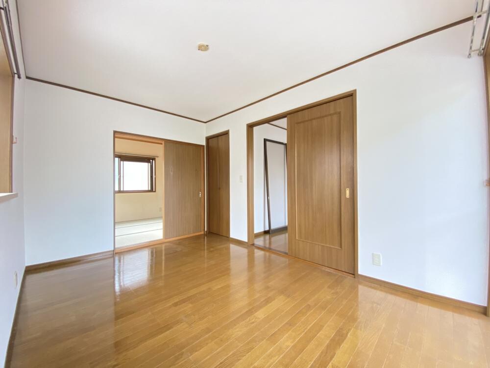 サンサンハイツの物件内観写真