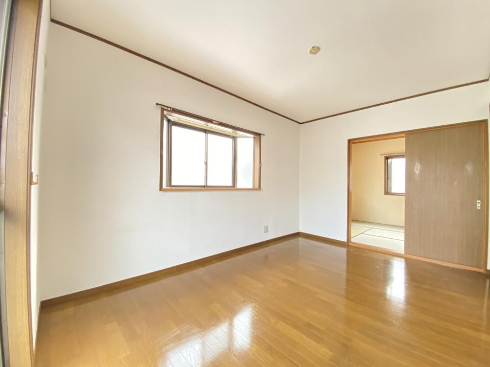 サンサンハイツの物件内観写真