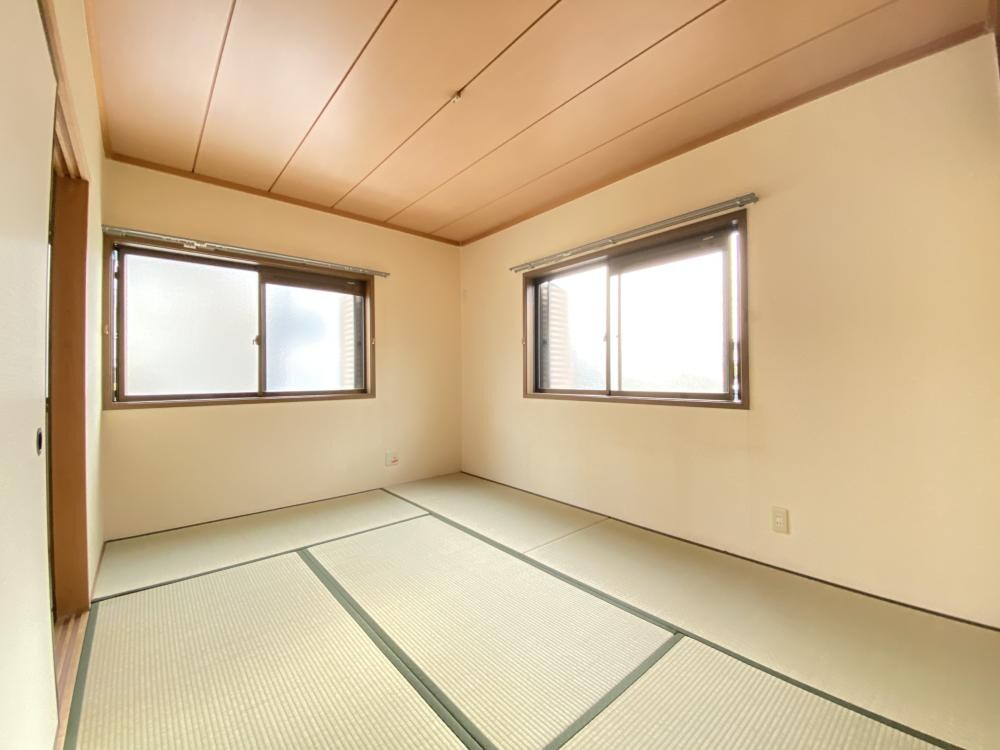 サンサンハイツの物件内観写真