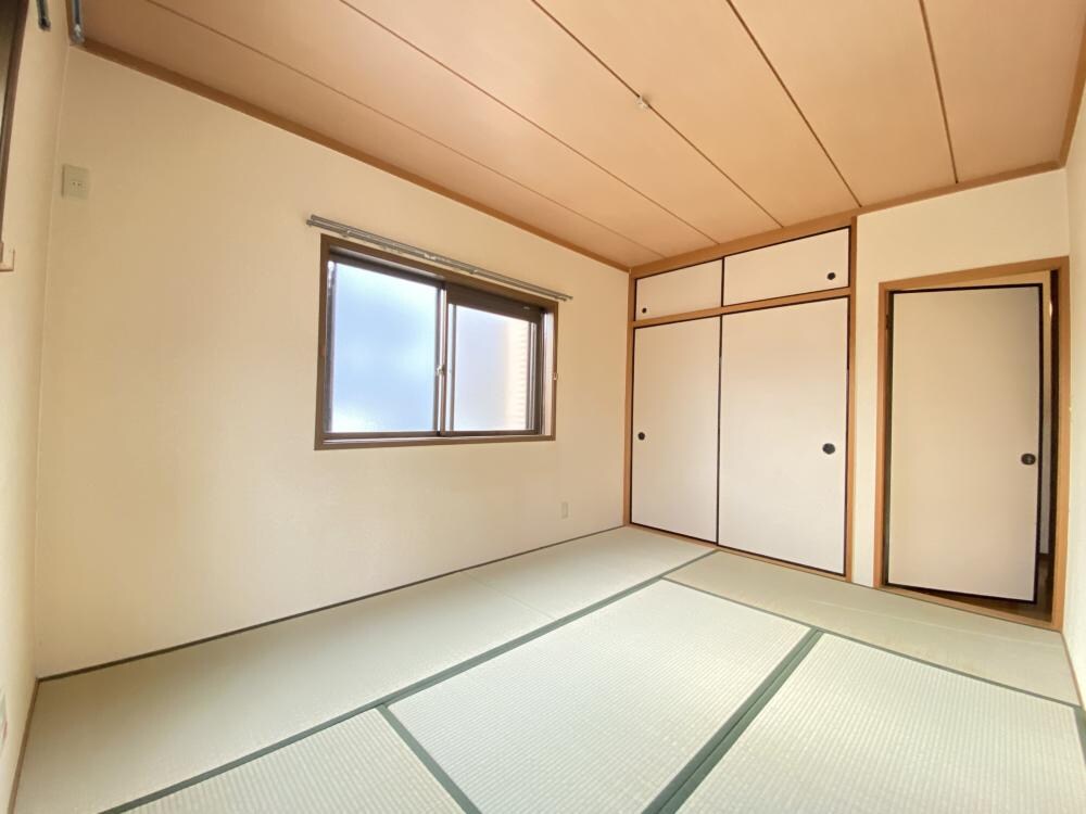 サンサンハイツの物件内観写真