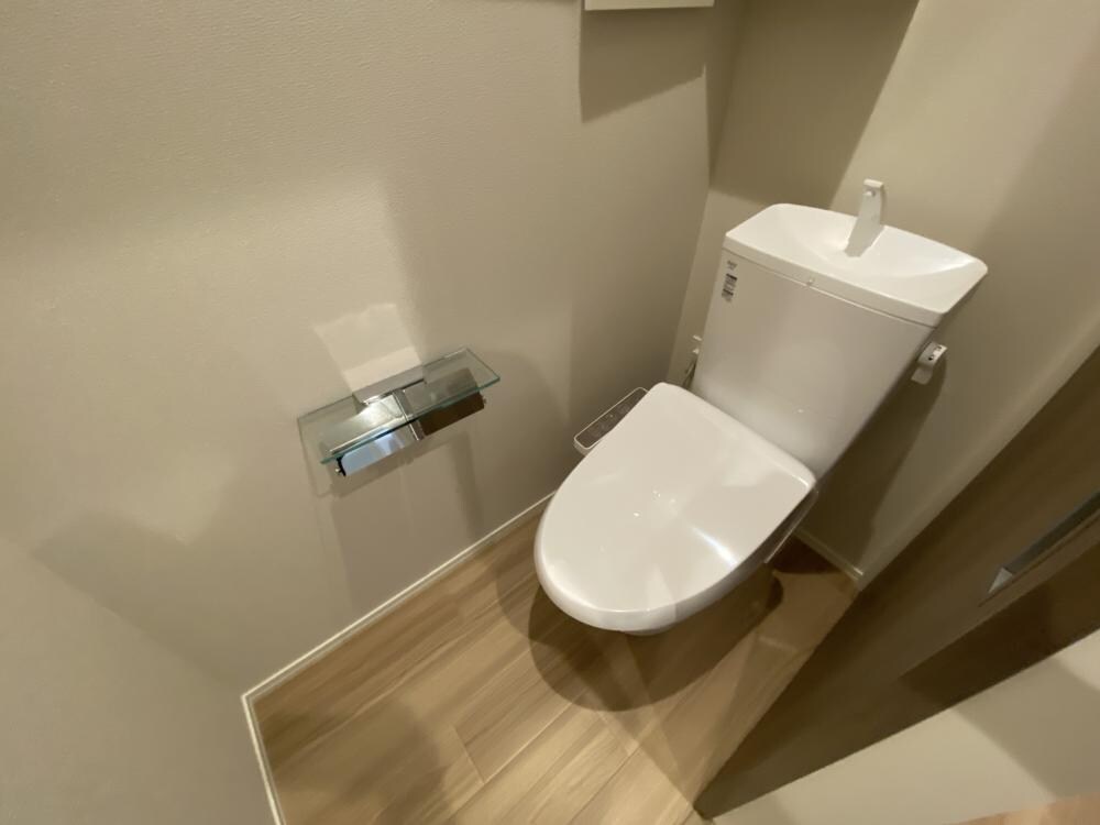 ホワイトガーデン西宮中島町の物件内観写真