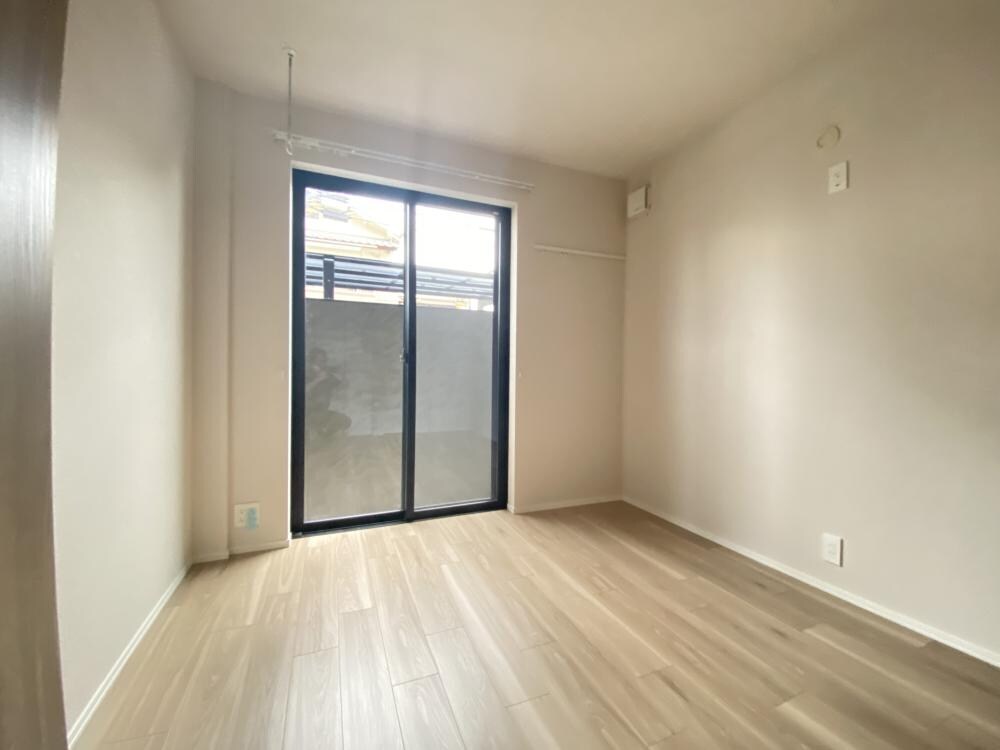 ホワイトガーデン西宮中島町の物件内観写真