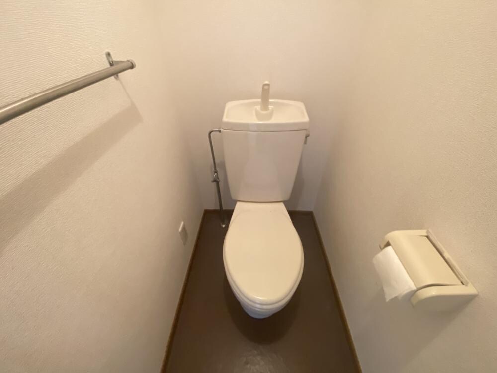 アップルロードの物件内観写真