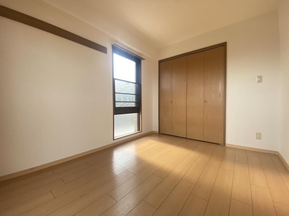 アップルロードの物件内観写真