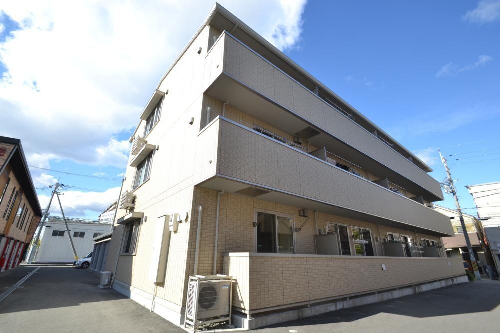 レジデンスファーベスの物件外観写真