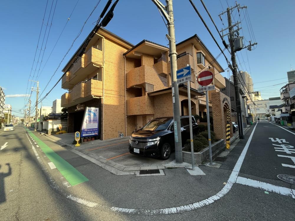 メルヘンハウスの物件外観写真