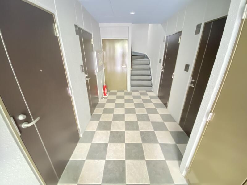 クリアエスト尼崎の物件外観写真