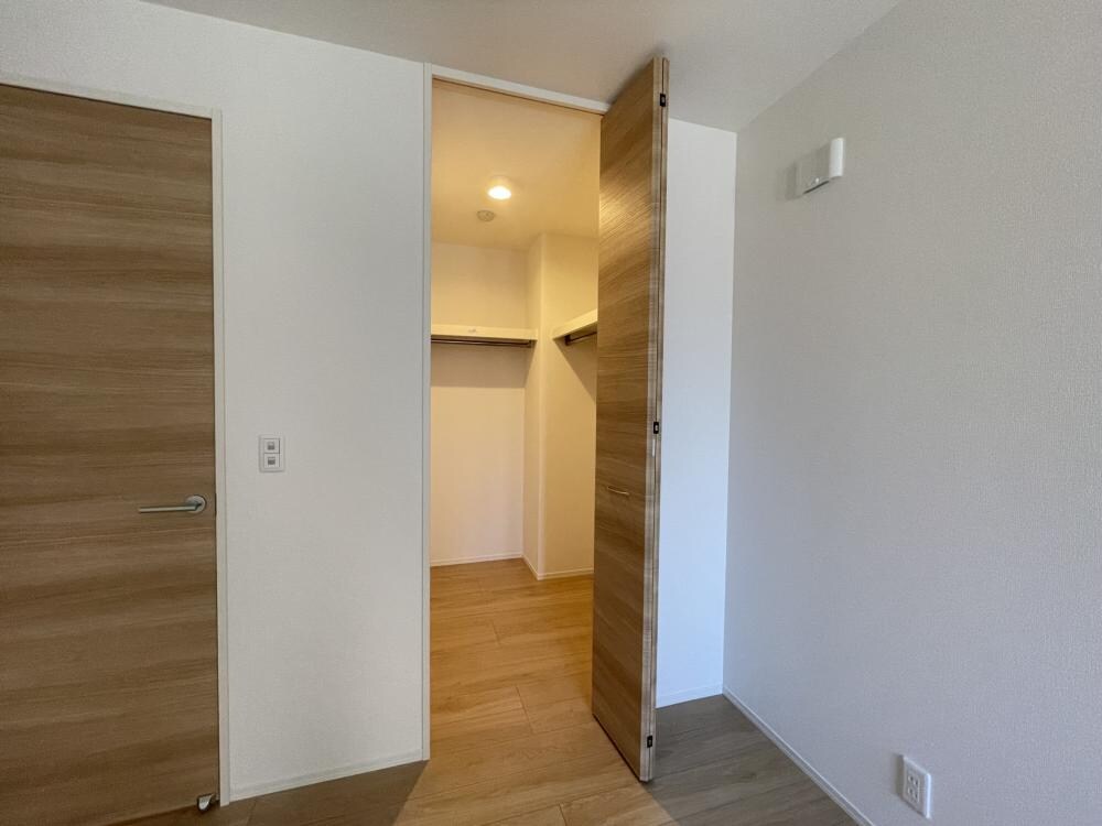 ルネ・ムーンの物件内観写真