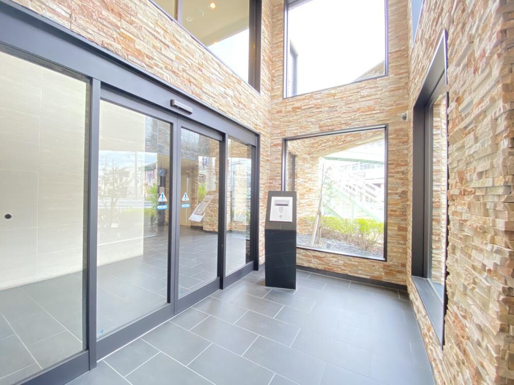 レジュールアッシュアーバンゲートの物件外観写真