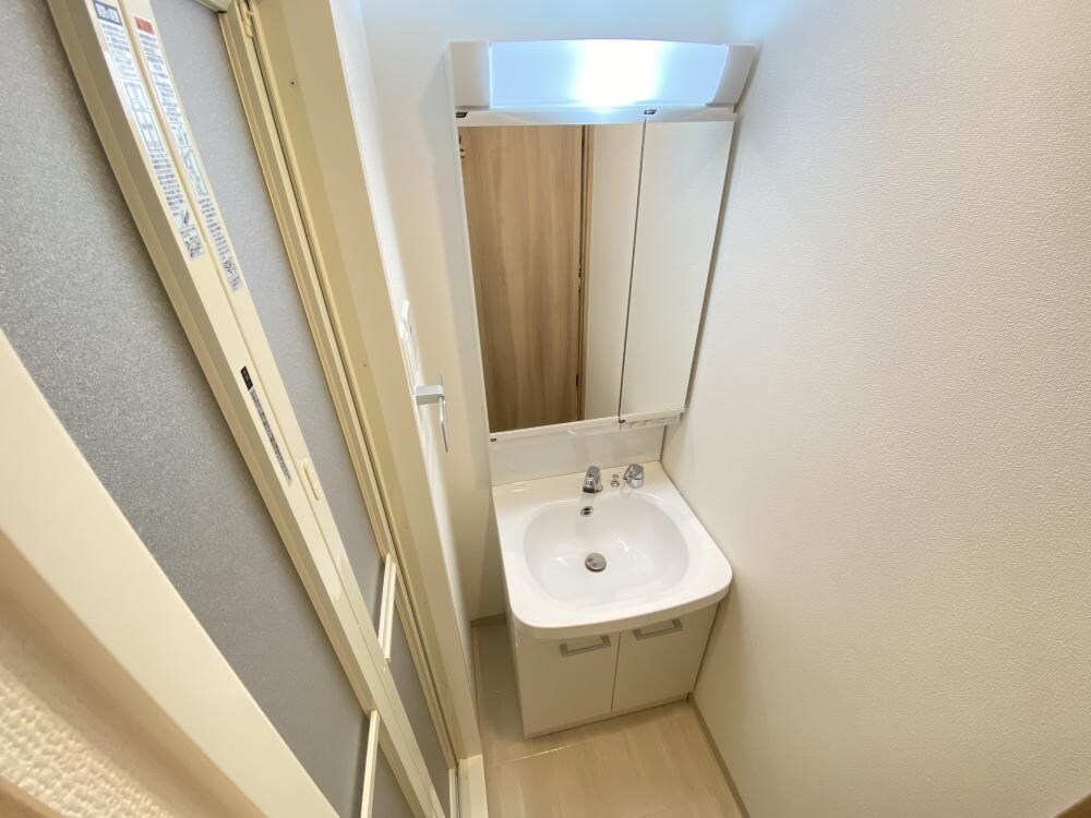 レジュールアッシュアーバンゲートの物件内観写真