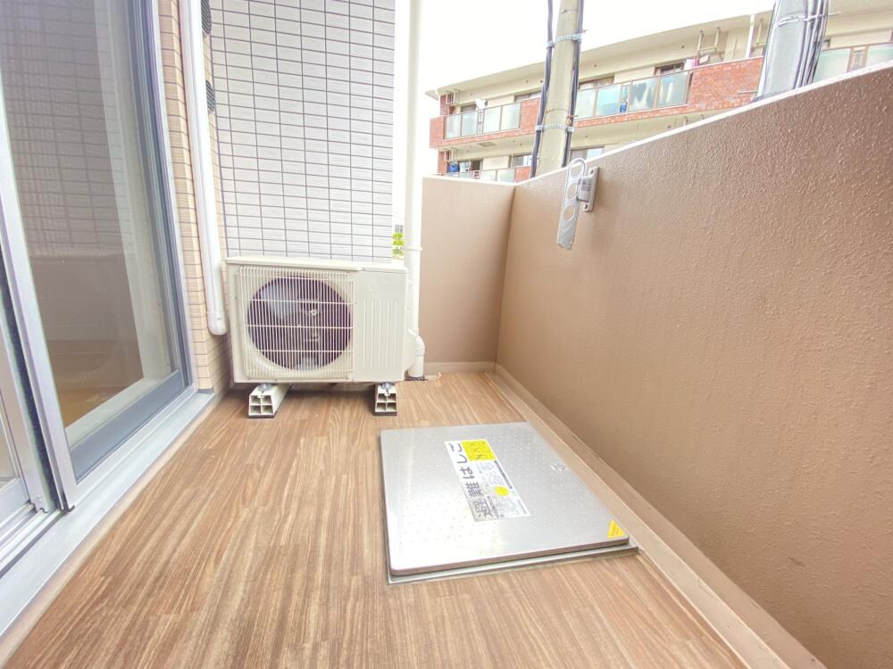 レジュールアッシュアーバンゲートの物件内観写真